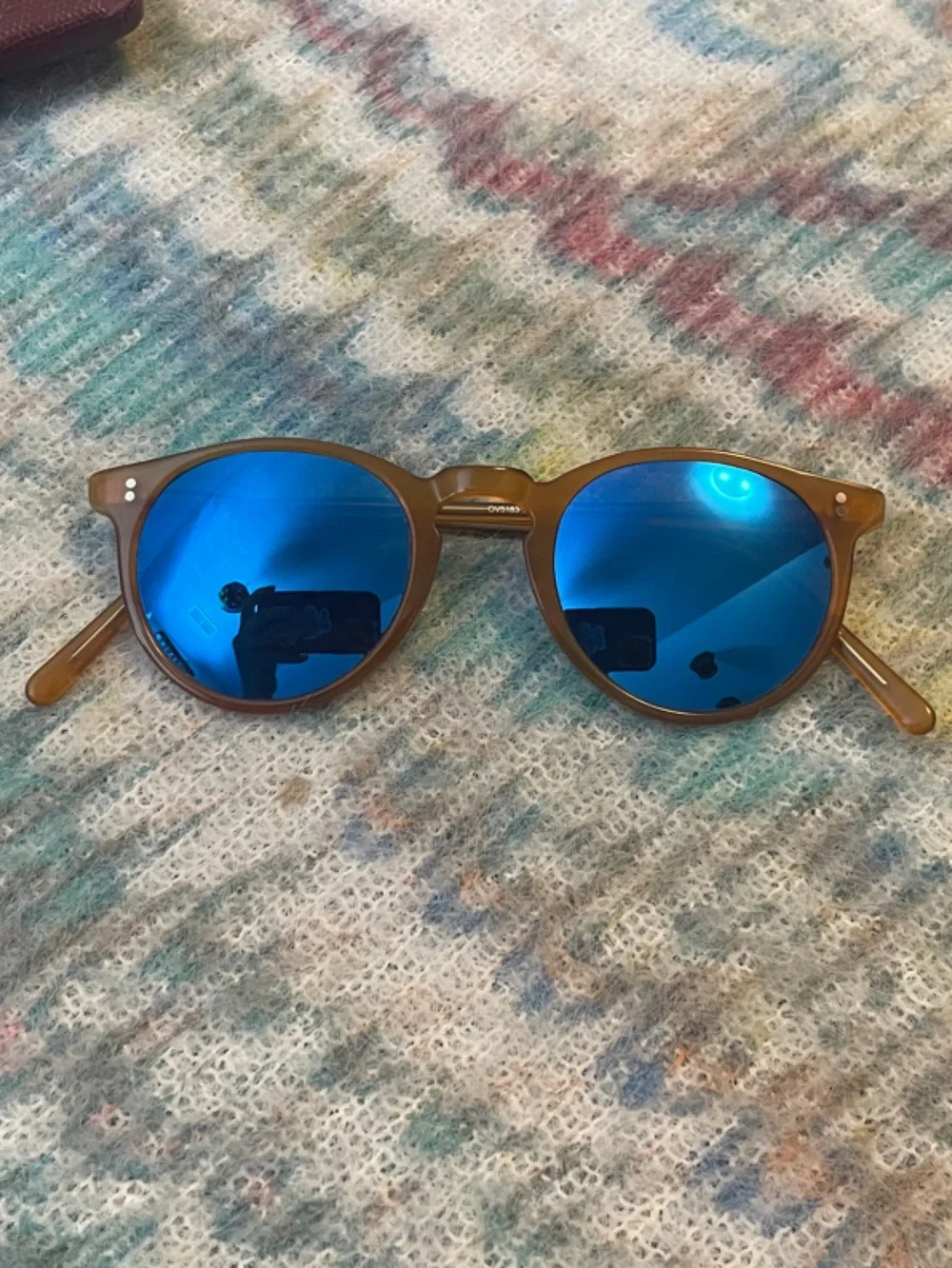 Round Retro Sunglasses - Tortoise Frame with Blue Mirrored Lenses